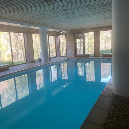 Appartement Avec Acces Piscine- Station- 4 Personnes Saint-Jean-dʼAulps Buitenkant foto
